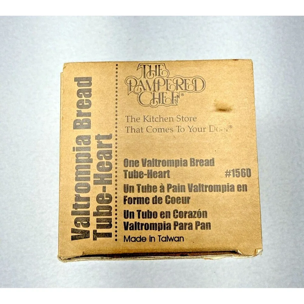 Pampered Chef #1560 Valtrompia Heart Bread Tube Mold Box Recipe Book Vintage